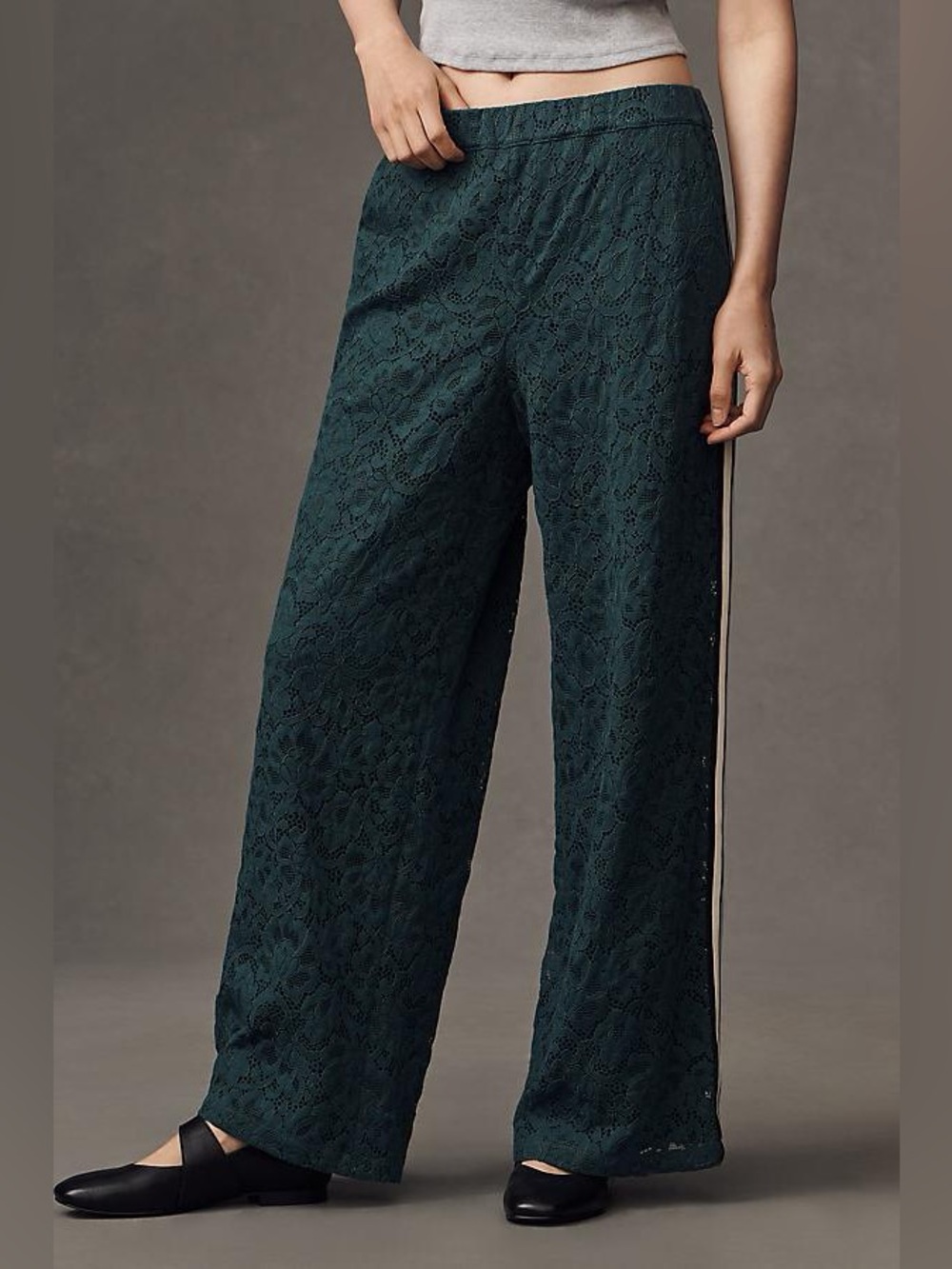 The Brooklin Lace Pull-On Track Pants by Maeve Size Medium